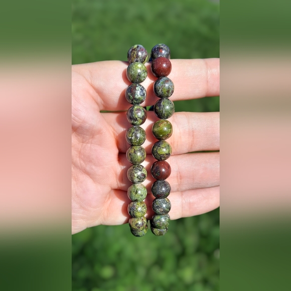 Dragon Bloodstone 8mm Bracelet - Picture 4 of 4